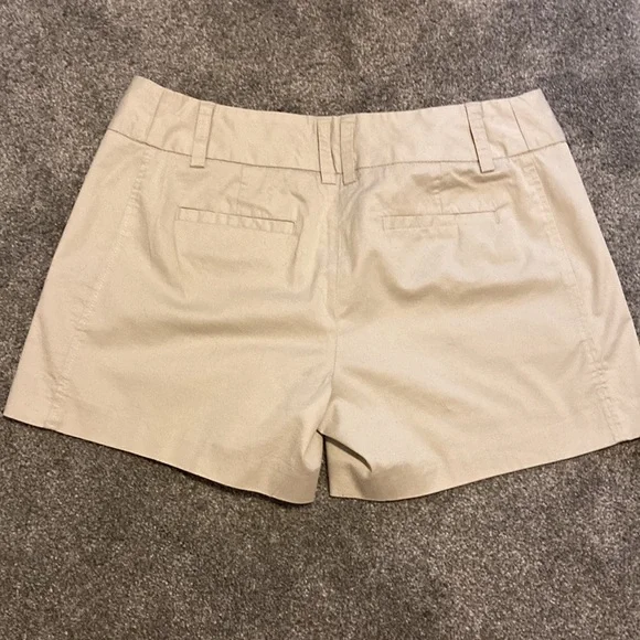 Women’s Shorts - Picture 2 of 4